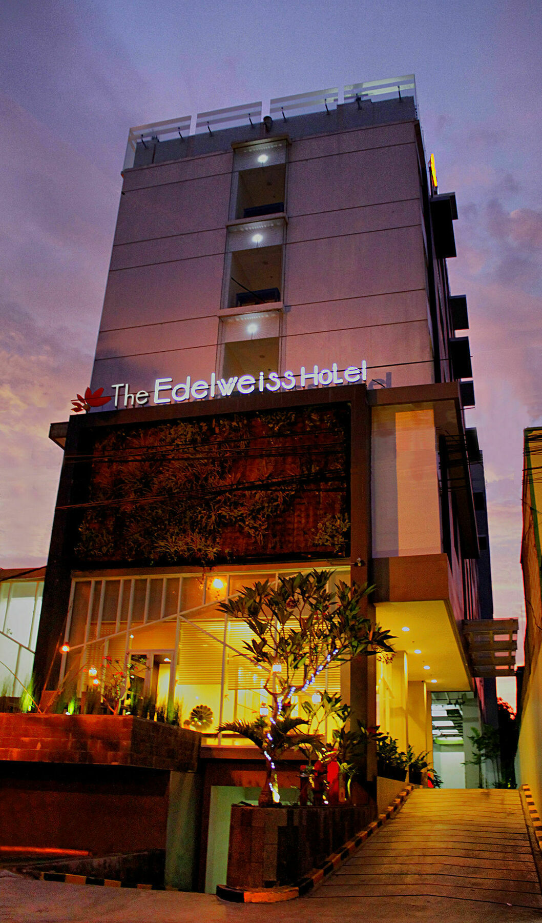 The Edelweiss Hotel Yogyakarta Extérieur photo